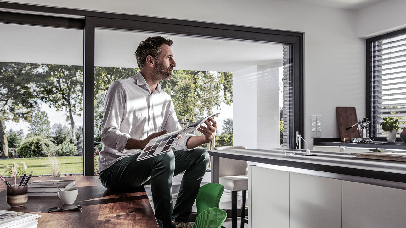 Homepage Fa. Heinrichs Bauelemente GmbH & Co. KG: Startbild